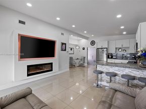 18022 NW 7th Ct, Miami Gardens FL 33169