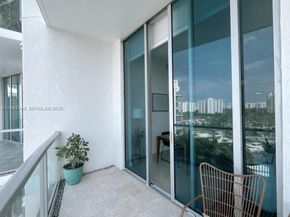 3029 NE 188th St 822, Aventura FL 33180