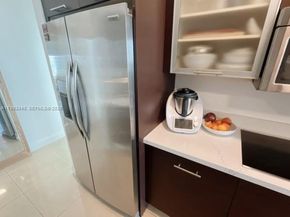 3029 NE 188th St 822, Aventura FL 33180