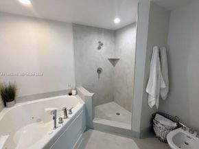 3029 NE 188th St 822, Aventura FL 33180