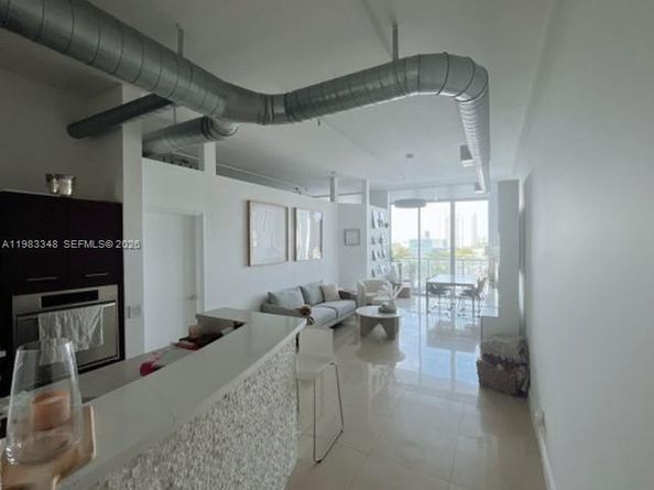 3029 NE 188th St 822, Aventura FL 33180