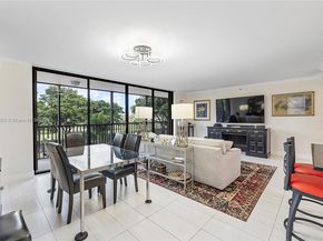 105 Lake Emerald Dr. 315, Oakland Park FL 33309