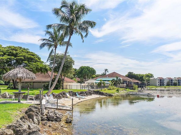 105 Lake Emerald Dr. 315, Oakland Park FL 33309
