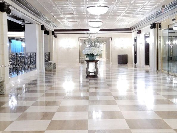 2030 S Ocean Dr 1804, Hallandale Beach FL 33009