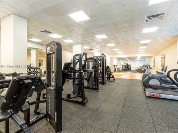 2030 S Ocean Dr 1804, Hallandale Beach FL 33009