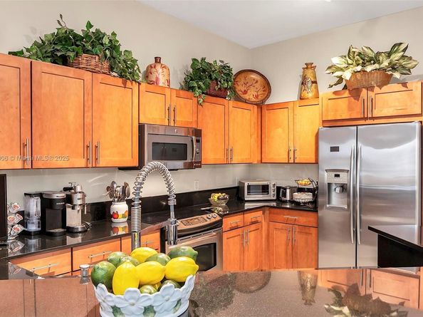 8390 SW 72nd Ave 320, Miami FL 33143