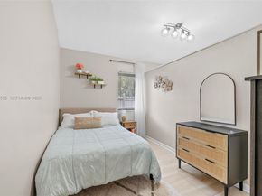 Undisclosed Address #A11990555, Boca Raton FL 33428