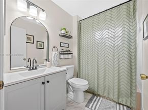 Undisclosed Address #A11990555, Boca Raton FL 33428