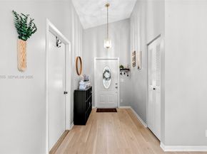 Undisclosed Address #A11990555, Boca Raton FL 33428