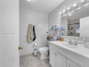 9747 NW 37th St 9747, Sunrise FL 33351