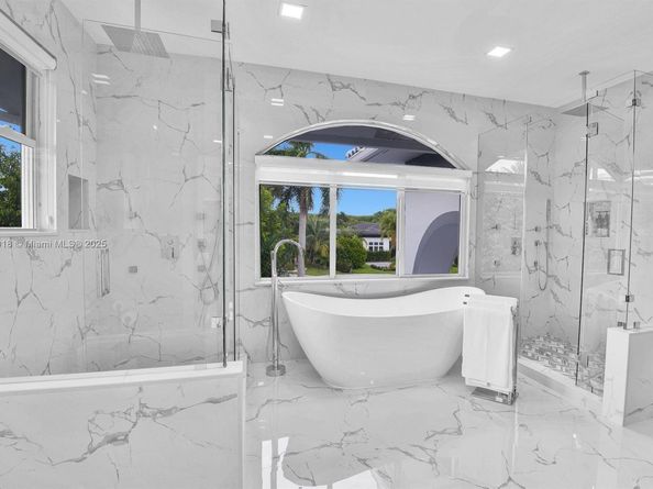 2578 NW 63rd Ln, Boca Raton FL 33496
