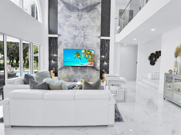 2578 NW 63rd Ln, Boca Raton FL 33496