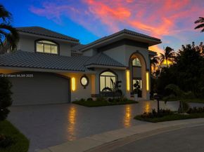 2578 NW 63rd Ln, Boca Raton FL 33496