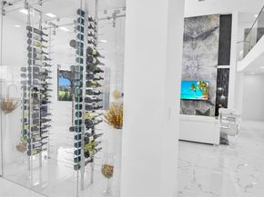 2578 NW 63rd Ln, Boca Raton FL 33496