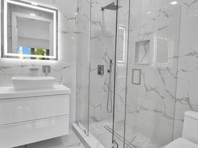 2578 NW 63rd Ln, Boca Raton FL 33496