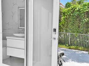 2578 NW 63rd Ln, Boca Raton FL 33496