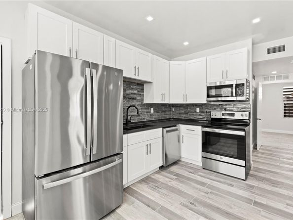 5820 NW 3 Ave, Miami FL 33127