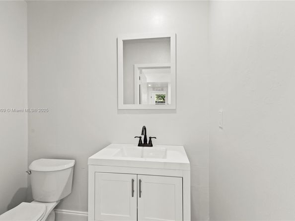 5820 NW 3 Ave, Miami FL 33127