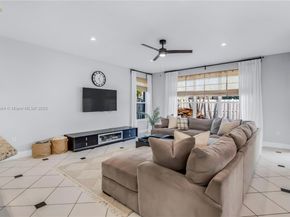15862 SW 24th St, Miramar FL 33027