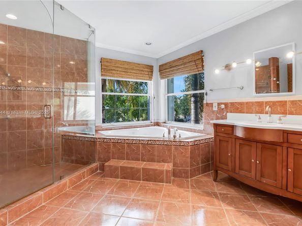 15862 SW 24th St, Miramar FL 33027