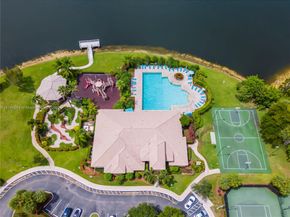 15862 SW 24th St, Miramar FL 33027