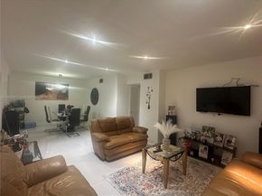 1958 Monroe St 102, Hollywood FL 33020