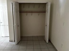 911 NW 22nd Pl, Miami FL 33125