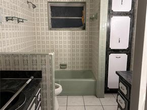 911 NW 22nd Pl, Miami FL 33125