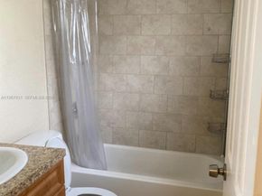 911 NW 22nd Pl, Miami FL 33125