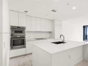 700 NE 24TH St 4102, Miami FL 33137