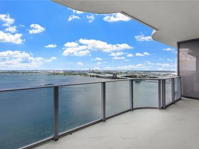 700 NE 24TH St 4102, Miami FL 33137