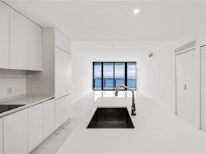 700 NE 24TH St 4102, Miami FL 33137