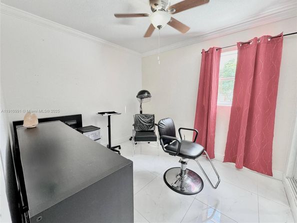 2462 NW 62nd Ter, Margate FL 33063