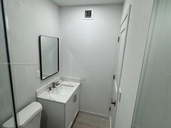 1670 SW 11th Ter, Miami FL 33135