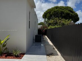 1670 SW 11th Ter, Miami FL 33135