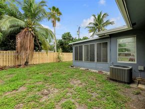 80 NE 48th St, Oakland Park FL 33334
