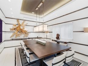 271 N Hibiscus Dr, Miami Beach FL 33139