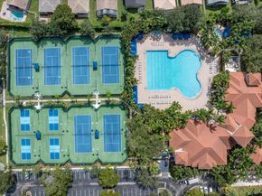 13931 NW 19th St, Pembroke Pines FL 33028