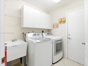 13931 NW 19th St, Pembroke Pines FL 33028