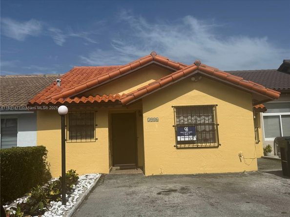 5046 SW 145th Ave, Miami FL 33175