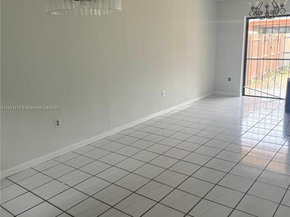 5046 SW 145th Ave, Miami FL 33175