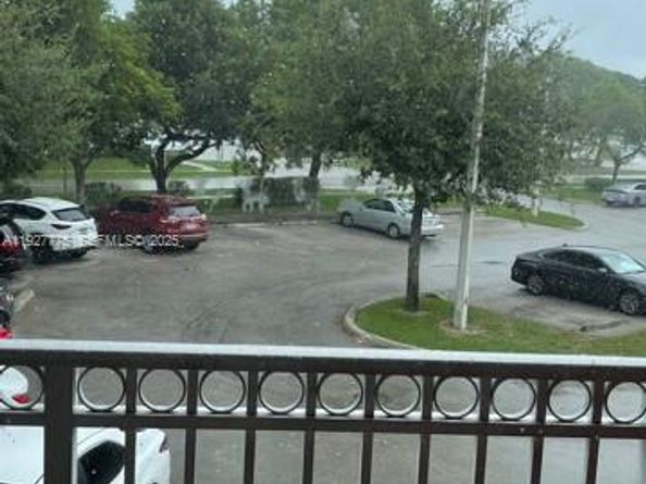 11201 NW 83rd St 205, Doral FL 33178