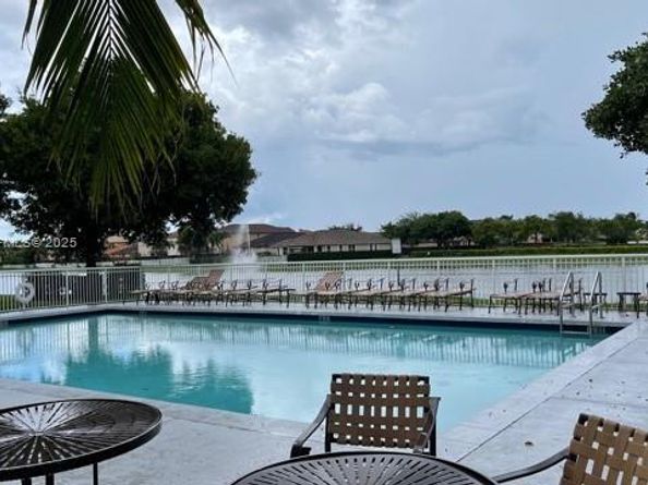 11201 NW 83rd St 205, Doral FL 33178