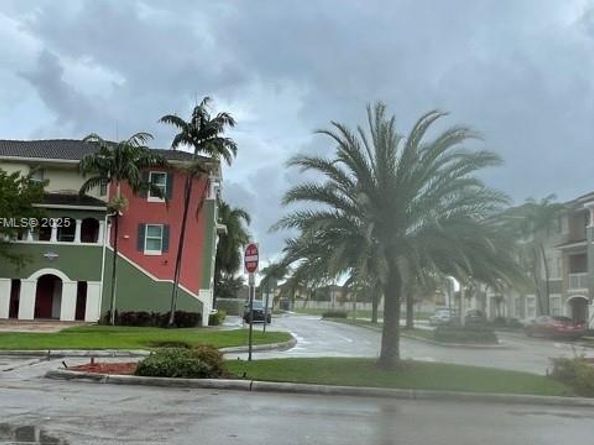 11201 NW 83rd St 205, Doral FL 33178