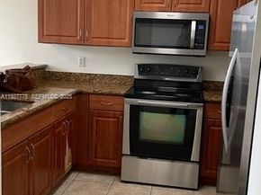 11201 NW 83rd St 205, Doral FL 33178