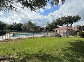 20610 NE 7th Ct, Miami FL 33179