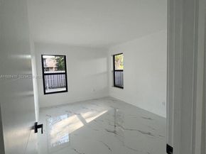 20610 NE 7th Ct, Miami FL 33179