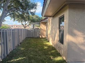 20610 NE 7th Ct, Miami FL 33179