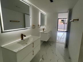 20610 NE 7th Ct, Miami FL 33179