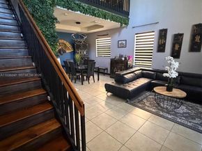 685 SE 37th Pl, Homestead FL 33033